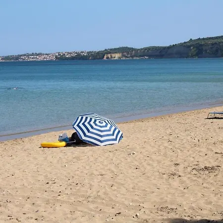 Tatil Evi Aggeliki House 4 *